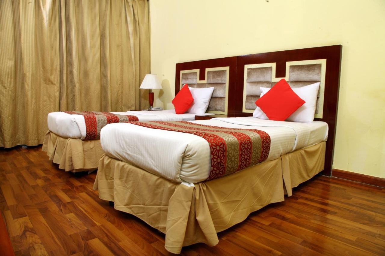 Ruwi Hotel Apartments, Шарджа Экстерьер фото