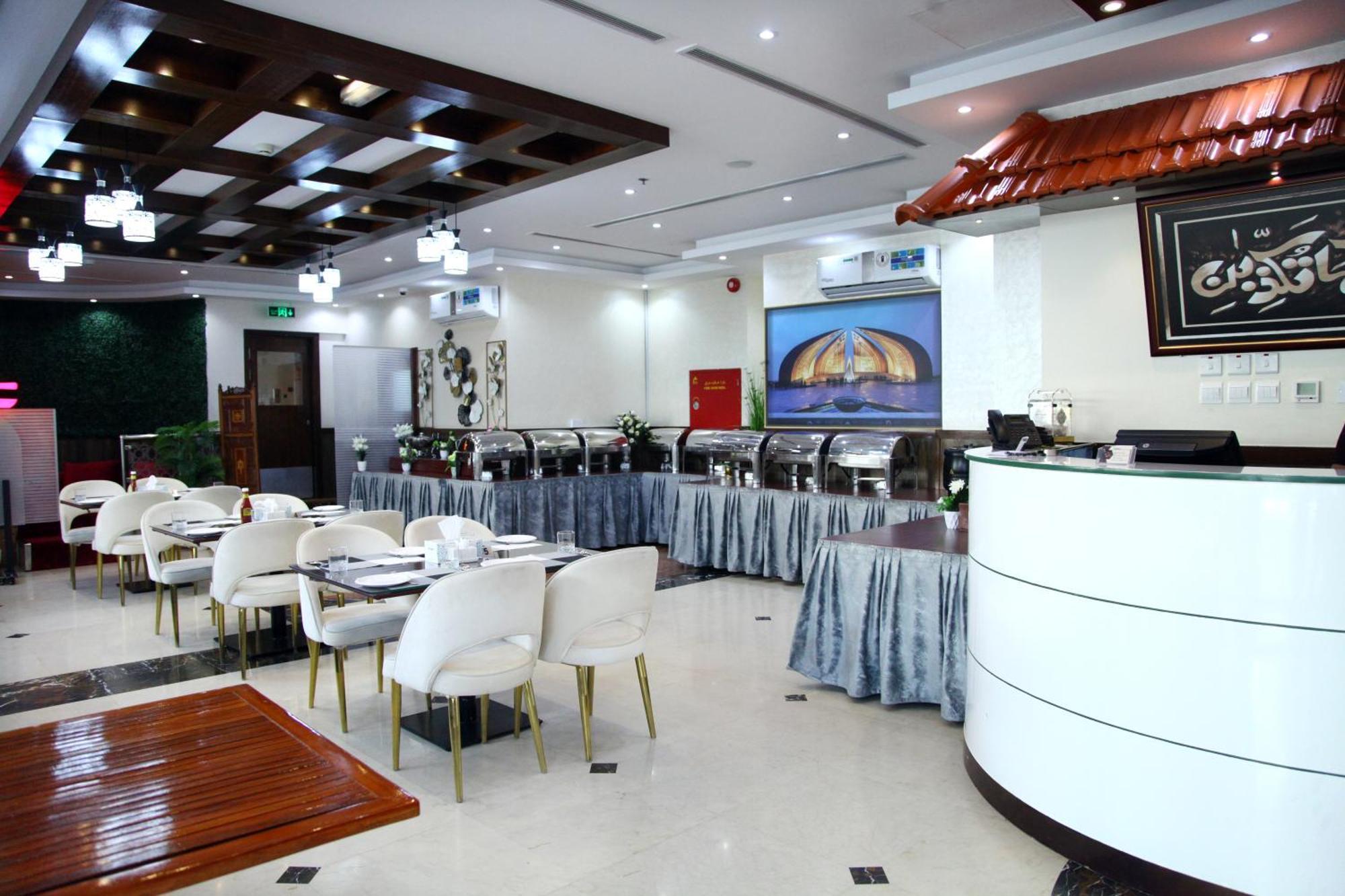 Ruwi Hotel Apartments, Шарджа Экстерьер фото