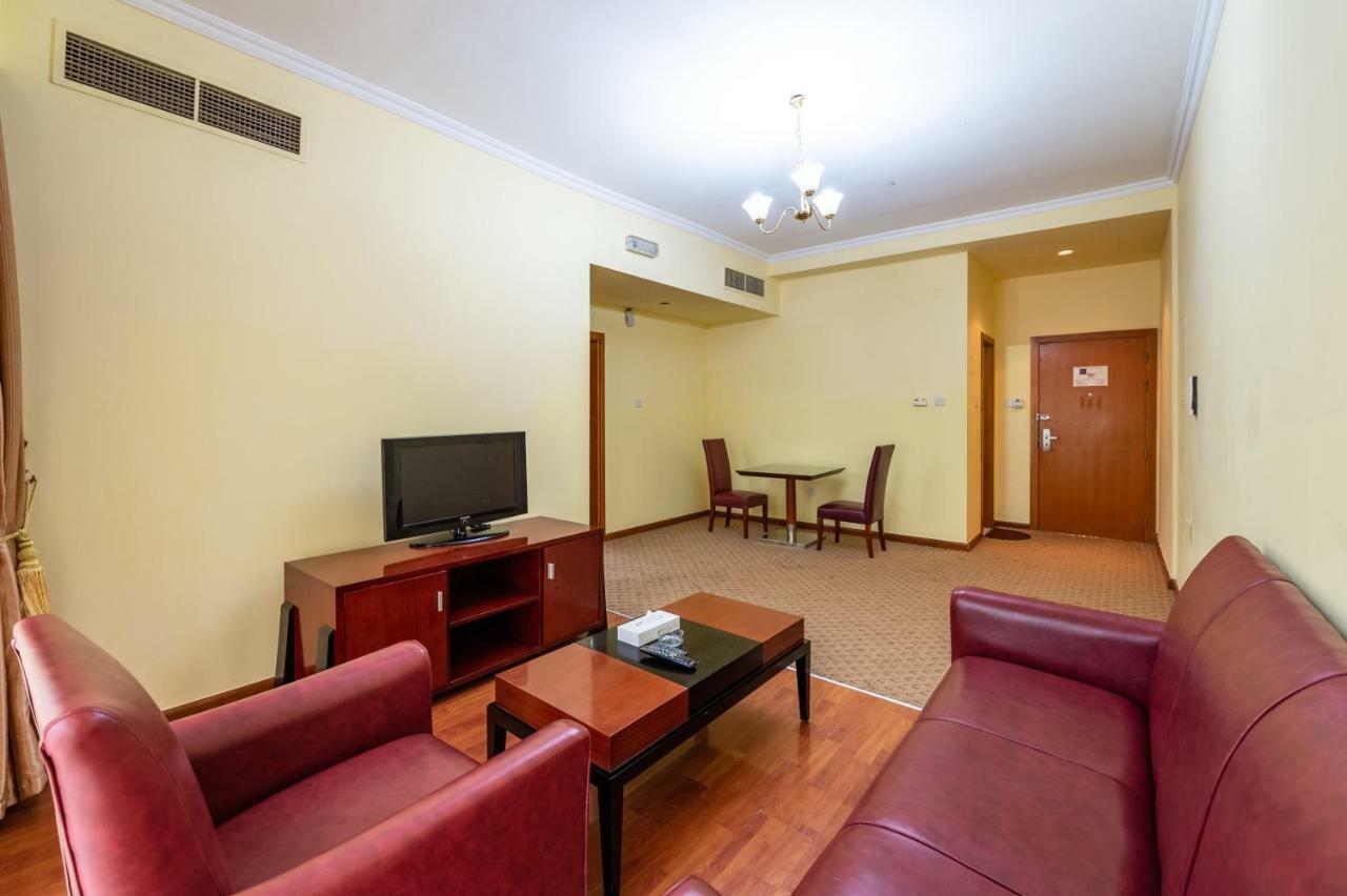 Ruwi Hotel Apartments, Шарджа Экстерьер фото