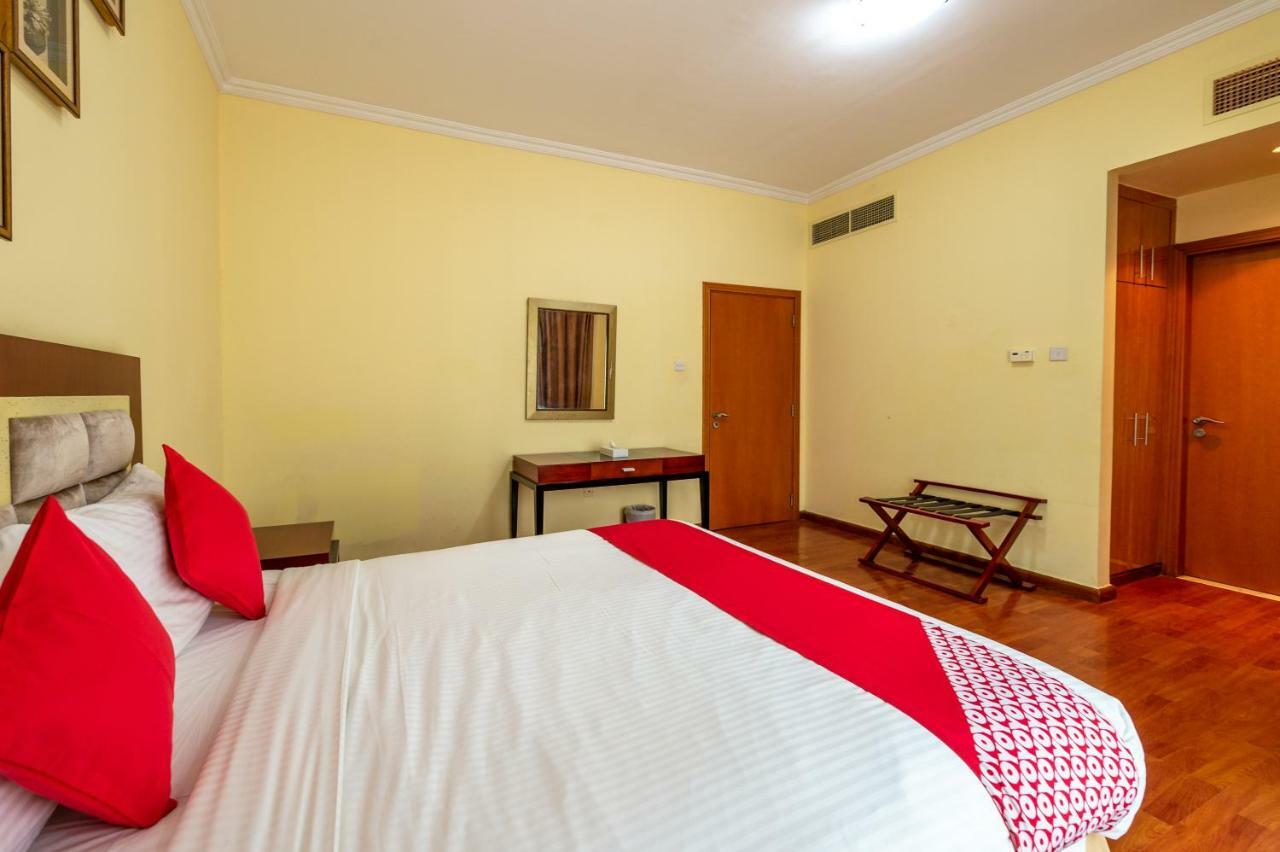 Ruwi Hotel Apartments, Шарджа Экстерьер фото