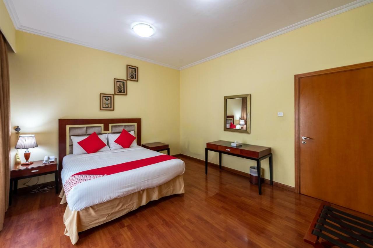 Ruwi Hotel Apartments, Шарджа Экстерьер фото